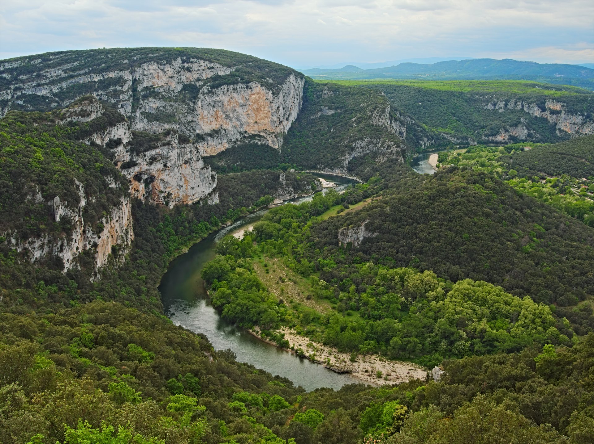 Gorges de l'Ardèche — Bois & Cailloux